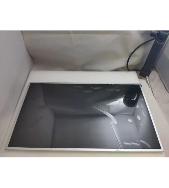 15.6" 40 Pın Standart Lcd Ekran N156BGE-L11 C1